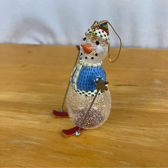 Princess House Crystal Snowman on Skis Ornament - Picture 2 of 5